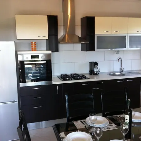 Spacious Lena Near The Beach * Privlaka (Zadar)
