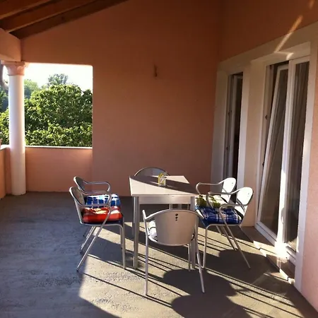Appartamento Spacious Lena Near The Beach Privlaka (Zadar)